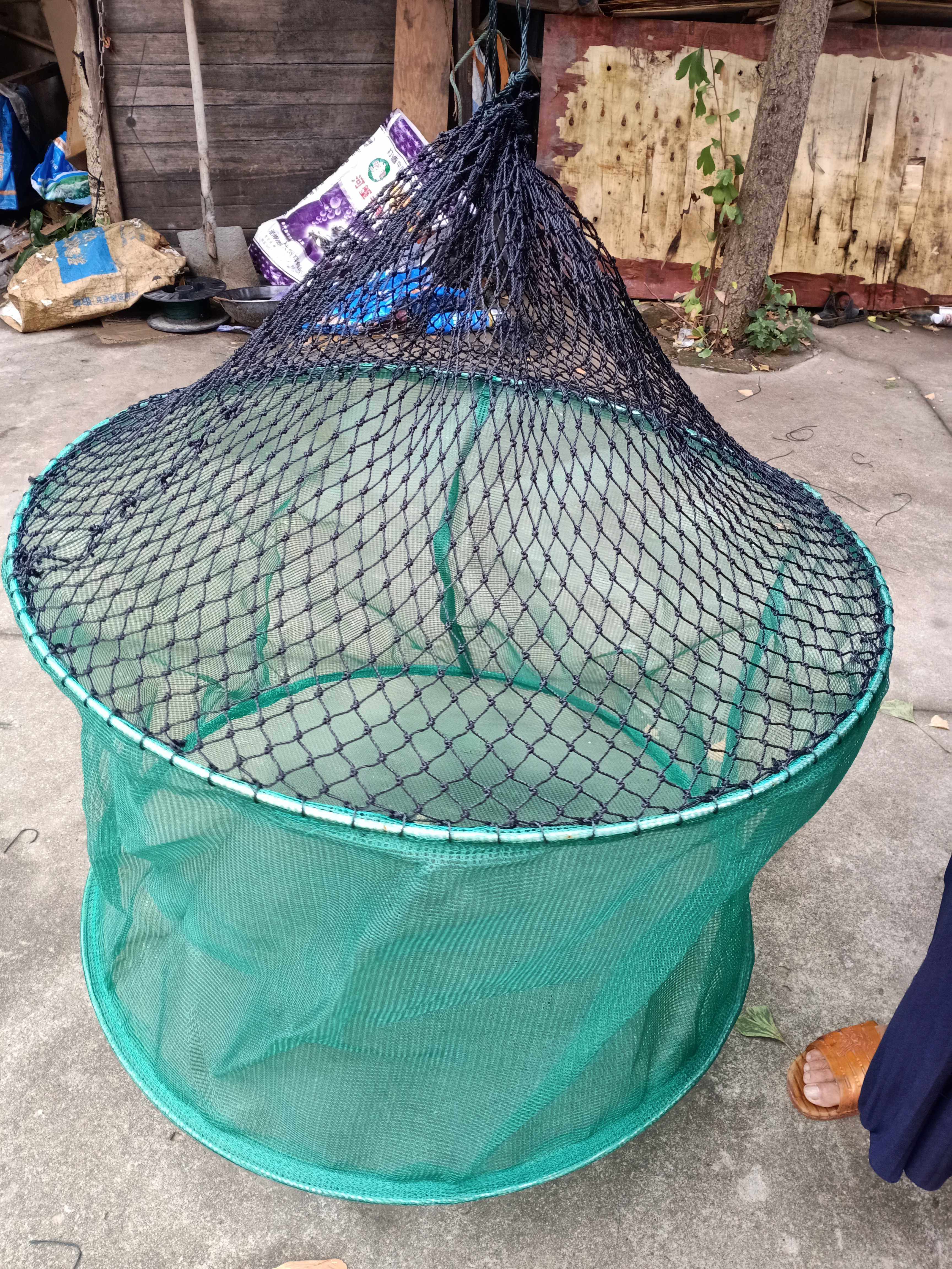 Fishing net box Folding round box net Lobster crab temporary cage box net fish protection thickened a variety of fish and shrimp cages