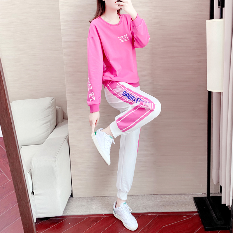 Hong Kong Sports Set Female Spring 20223 new fashion loose gas reduction age pink coat two pieces