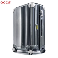 Яркое лицо и мигающий серый