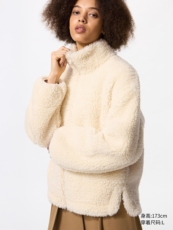 Короткая куртка 优衣库女装摇粒绒拉炼茄克/长袖480800 Uniqlo