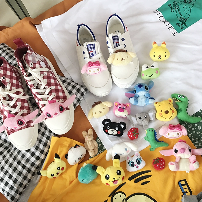 Phim hoạt hình sáng tạo Sang trọng Trâm cài nổi Pikachu Stitch Cô gái dễ thương Ghim trang trí cho búp bê Xu hướng khóa dây giày - Trâm cài