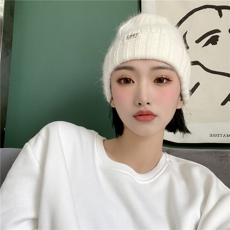 Women's Cute Solid Color Eaveless Wool Cap display picture 2