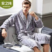 Áo ngủ nam mùa đông nhung san hô dày cộng với nhung ấm áo choàng dài flannel kích thước lớn mùa thu và mùa đông yukata - Night Robe áo choàng dài nam