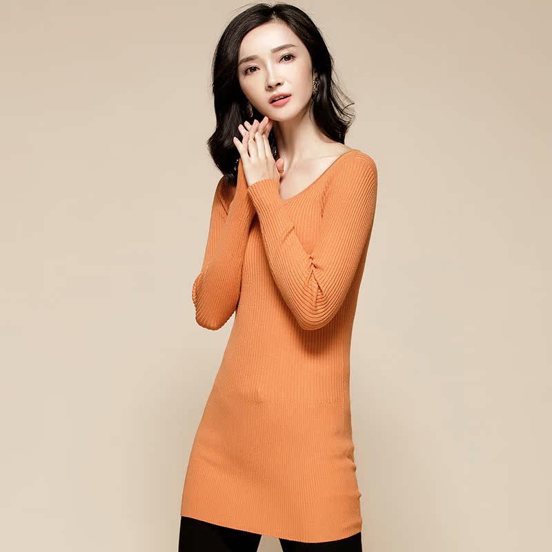 The bottom sweater for women's middle and long slim round neckline, the new fashion long sleeve sweater pullover for women's clothing, is designed to show slimming spring and autumn