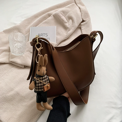 Небольшая дизайнерская демисезонная сумка через плечо, сумка на одно плечо для отдыха, коллекция 2023