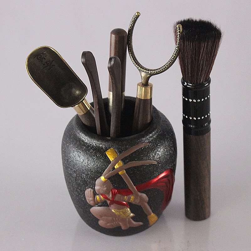 Great Saint-six gentleman's suit Gongfu tea with tea ceremony accessories Tea cylinder Ceramics Black Sandalwood Bamboo Loss inventory handling