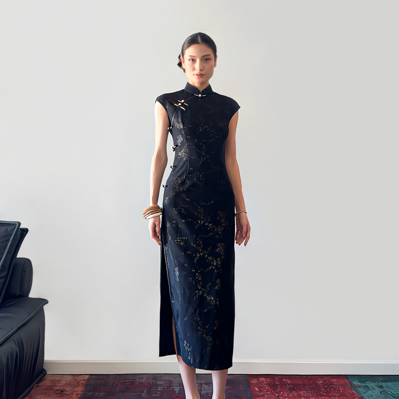 【Qingdu Shuilang】Nighttime Gold-Plated Black Aura Half-Sleeve Daily Slit Cheongsam Dress
