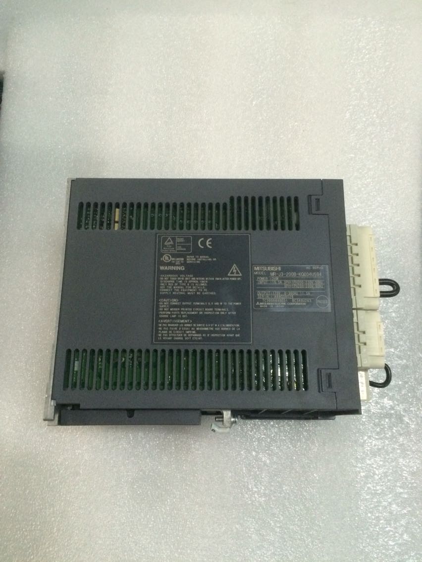 Mitsubishi MR-J3-200B servo drive 2KW is a nice and beautiful price    