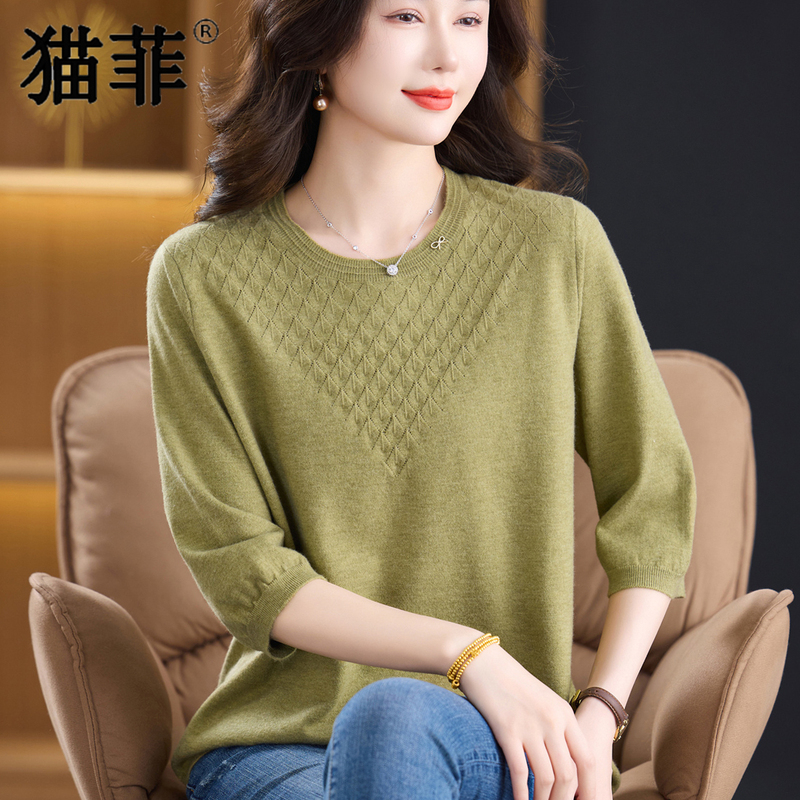 Spring and Autumn Three-Quarter Sleeve Knit Top for Women, Mother's Wear, Thin, Loose, Slimming, Stylish, Tummy-Covering, Round Neck for Middle-Aged and Elderly Women