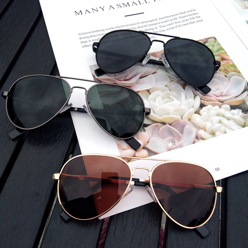 Children's sunglasses boy glasses anti-UV comfort toad mirrors girl baby personality polarized sunglasses