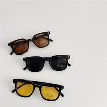 Summer Children Anti-UV sunglasses Child retro sunglasses Men and women Boy Comfort Frame Glasses