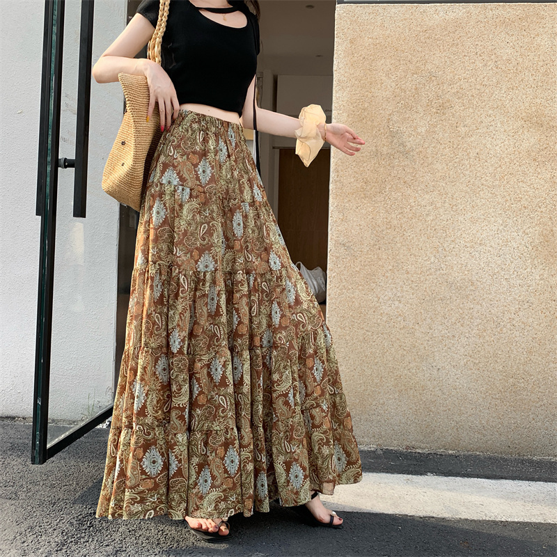 Elegant and Vintage Resort-Style Floral Flared Skirt, Ethnic Style Travel A-Line Long Chiffon Dress Elegant and Vintage Resort-Style Floral Flared Skirt, Ethnic Style Travel A-Line Long Chiffon Dress