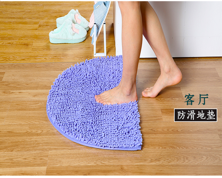 Chenille thấm cửa nhà vệ sinh chân mat phòng tắm phòng tắm phòng ngủ phòng tắm cửa mat chân không trượt - Thảm sàn thảm chống trơn nhà tắm