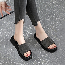 Tide tag slippers wore fashion drag in 2023 new lady in the middle of the thick flour of the lady