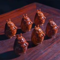 Dragon cat Indian leaf piece of sandalwood female hands piece of Venus redwood carving piece playing gift 0256