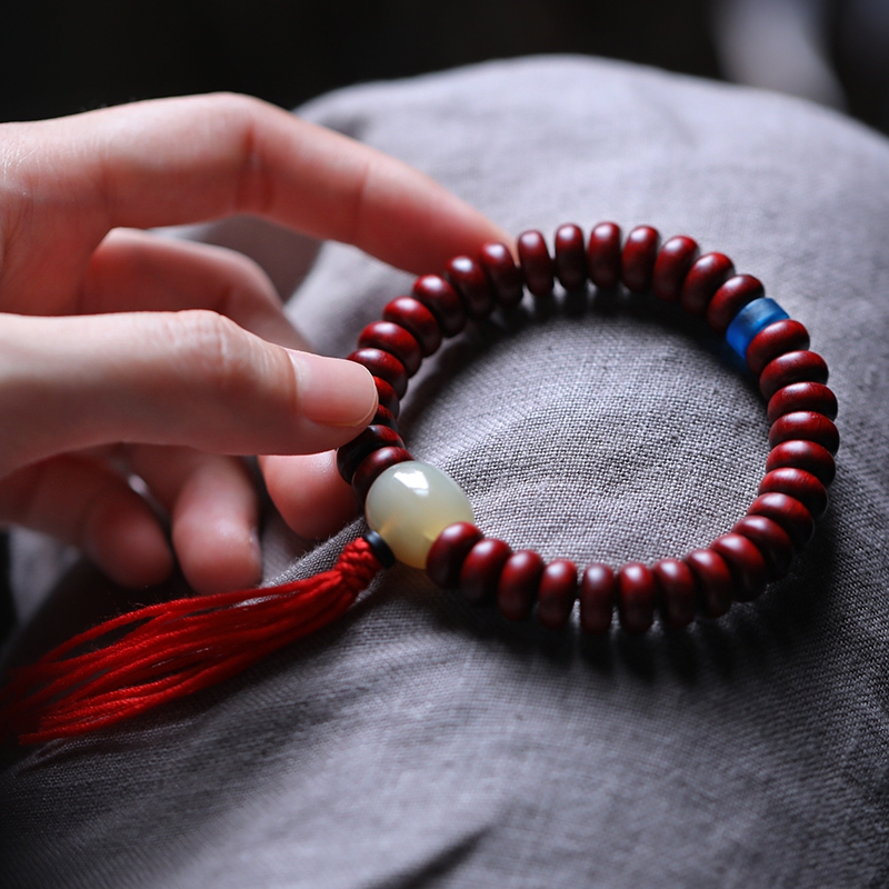 Forgot Indian leaf sandalwood hands red wood candidate original Buddha Lady string Chinese Fengyuan gift 0562