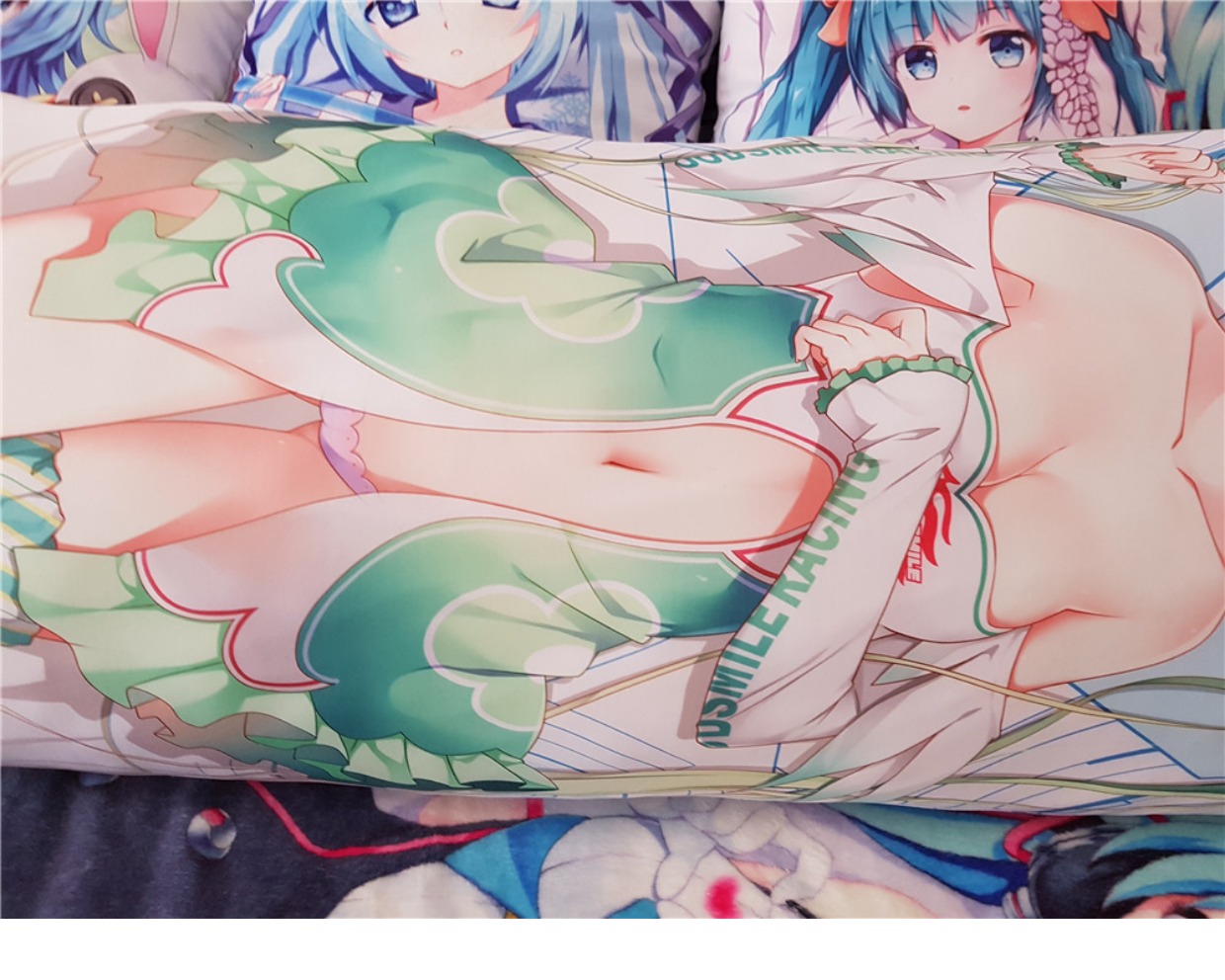 Hatsune quanh cơ thể Gối Racing girl 2017 Gối anime Nhật Bản Hai nhân dân tệ Gối hoạt hình Nhật Bản các hình sticker dễ thương