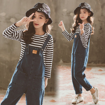 Medium and large girls denim bib pants Spring and autumn ten-year-old girl 9 casual 8 foreign style 7 students 6 sets of childrens pants