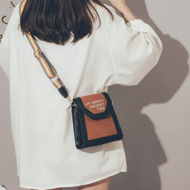 Mùa hè nhỏ tươi điện thoại di động túi nữ 2019 mới in hoang dã băng thông rộng Messenger túi retro mờ vai - Túi xách nữ túi xách nữ da mềm hàng hiệu