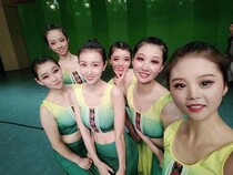 Adult Dai ethnic dance performance Costume Art practice Gongfu Tail Skirt Peacock Dance Children Practice Dress Ink Green yellowing