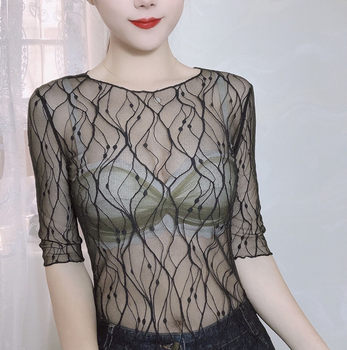 Summer ຮູບແບບໃຫມ່ຂອງແມ່ຍິງ lace ພາຍໃນຕາຫນ່າງ