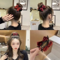 С бантиком, красный