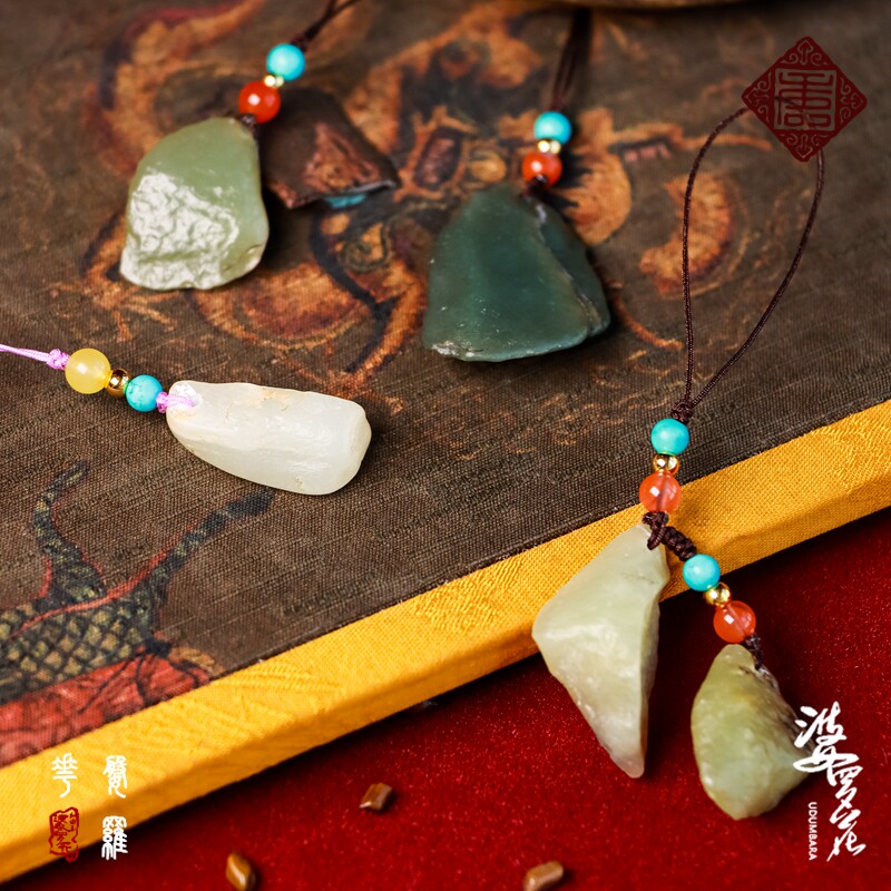 Fans exclusive ) Borneo Xinjiang Gobi jade rubble mobile phone hanging zero profit Shifeng