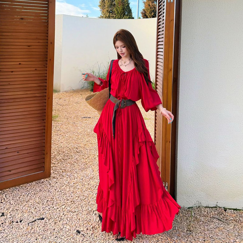 Chaka Salt Lake Red Seaside Vacation Dress, Suitable for Photoshoots in the Northwest Desert, Ruffled Red Long-Sleeved Dress Chaka Salt Lake Red Seaside Vacation Dress, Suitable for Photoshoots in the Northwest Desert, Ruffled Red Long-Sleeved Dress