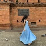 Потрясающее пляжное платье, дофаминово-синее платье без бретелек с открытой спиной, элегантная длинная юбка, элегантный стиль морского курорта.