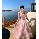 Платье, небольшая дизайнерская трехмерная розовая длинная юбка, французский стиль, тренд сезона, в цветочек, изысканный стиль