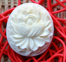 Lin Feng Minle head flower carved dragon Peony Zhongruan head flower Zhongruan musical instrument accessories Large medium and small Ruan head flower