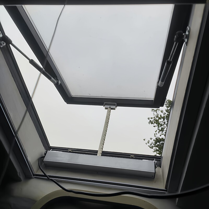 Electric Window Opener for Casement Windows, Remote-Controlled Skylight, Large Chain-Type Window Opener, Sliding Window Opener, Smart Window