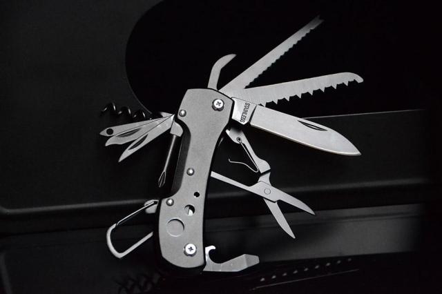 Máy cắt ngoài trời Eagle claw c8K công cụ đa chức năng cầm tay cầm tay tự vệ dao Thụy Sĩ dao xếp đa năng