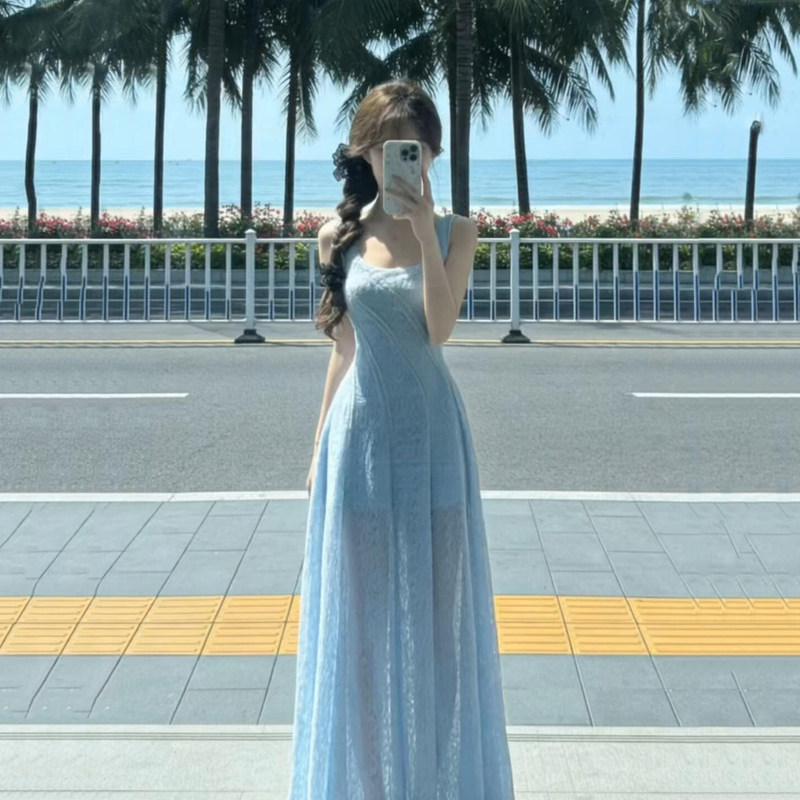French-Style Sweet Blue Suspender Dress for Women, Summer Design, Very Beautiful, Holiday Style, Slim-Fitting, Waist-Cinching Long Dress