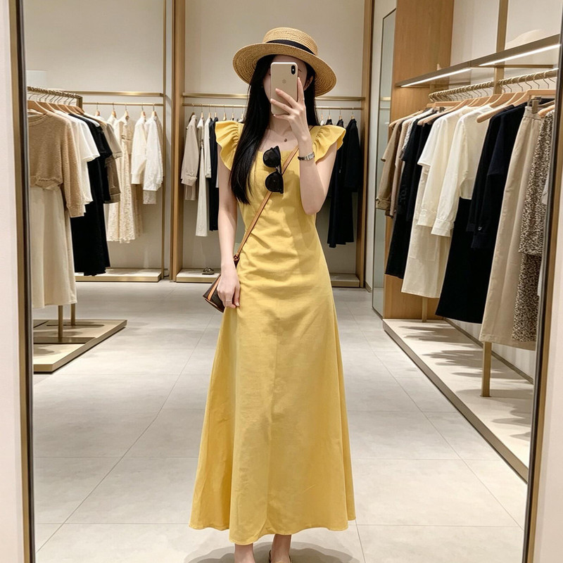 French-Style Yellow Square-Neck Dress for Women, Summer 2026 New Model, Seaside Vacation, High-End Feel, Flutter-Sleeve Long Dress