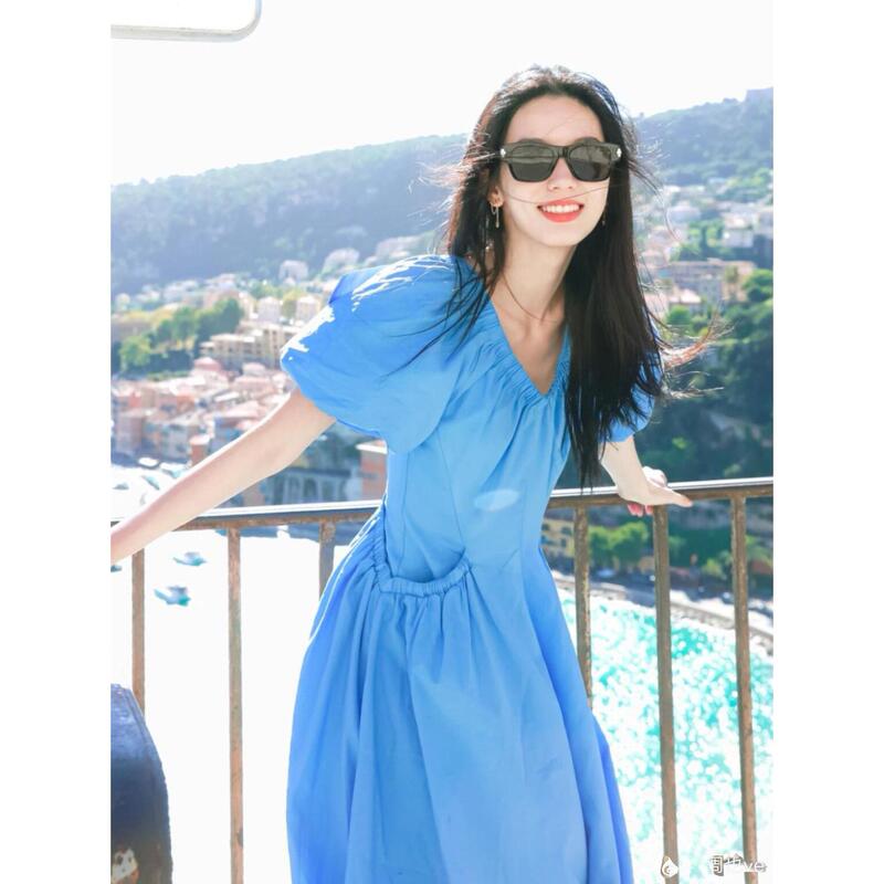 Zhou Yeyong's Same Style French Blue V-Neck Puff Sleeve Dress for Women, Summer New Niche Design, Waist-Cinching Slimming Long Dress