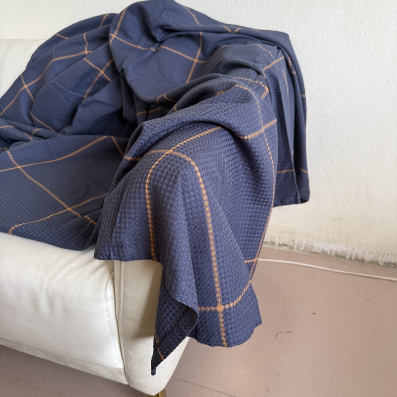 Cheap Deal! Surplus Fabric from Foreign Trade, Processed Cotton and Linen Thin Blankets, Honeycomb Waffle Pattern Sofa Leisure Shawl Blanket