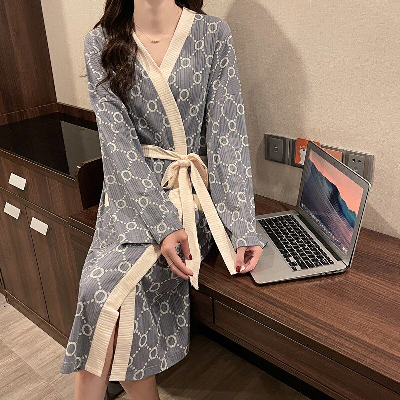 2022 New bathrobes women's spring and autumn season long version over knee pyjamas sexy pure desire wind pure cotton bath clothes thin pyjamas