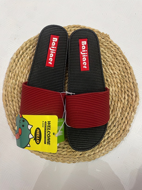 Summer New Versatile Outer Wear Fashionable Breathable Non-Slip Washable Slippers for Women