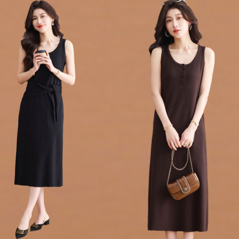 Over-The-Knee Knitted Sleeveless Camisole Dress for Women, Suitable for Spring and Autumn 2026, New Mid-Length Slim-Fit Base Tank Dress