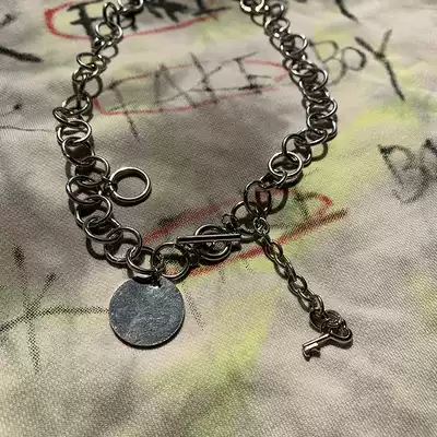 UN hiphop necklace female ins hip hop accessories European and American Tide brand temperament retro neck small round piece choker