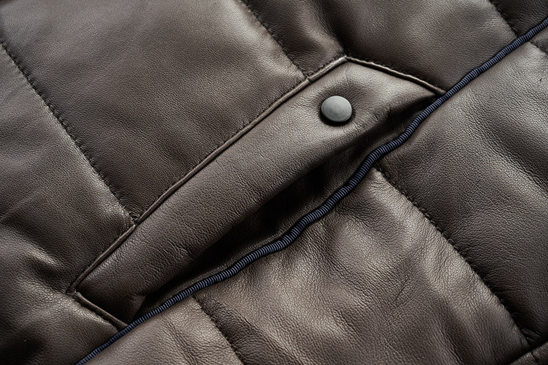 Удерживающая тепло куртка с пухом, Италия, из натуральной кожи, облегающий крой, увеличенная толщина 