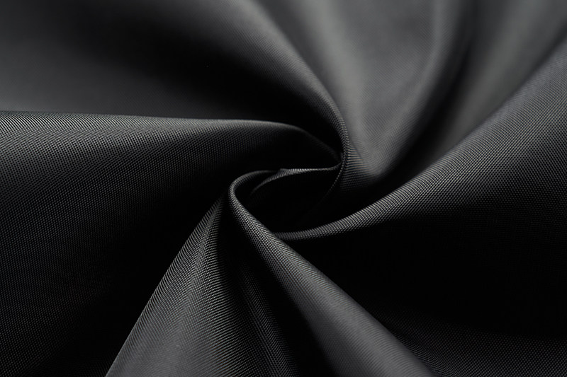 Удерживающая тепло куртка с пухом, Италия, из натуральной кожи, облегающий крой, увеличенная толщина 