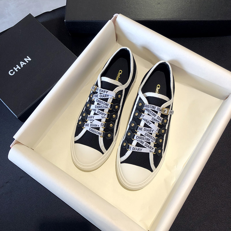 2025 New Spring and Autumn European Style Canvas Shoes for Women, D Brand Letter Sneakers, Thick-Soled White Shoes, European Goods Sneakers