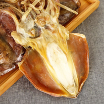 The large air-dried cuttlefish from Dongshan Island is naturally air-dried and sun-dried by fishermen. It is stewed in soup.