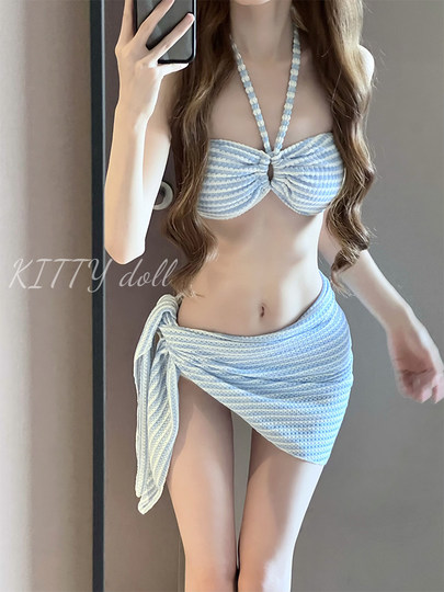 海边比基尼泳衣女分体2025新款爆款绝美沙滩高级性感纯欲小胸热辣