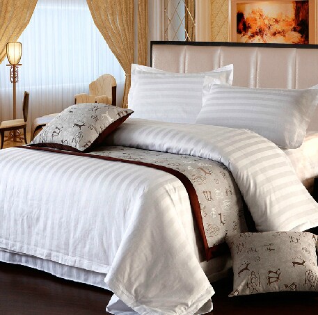 Cotton satin strip bed sheet duvet cover hotel hotel bedding set 7 piece set pillow core mass production custom