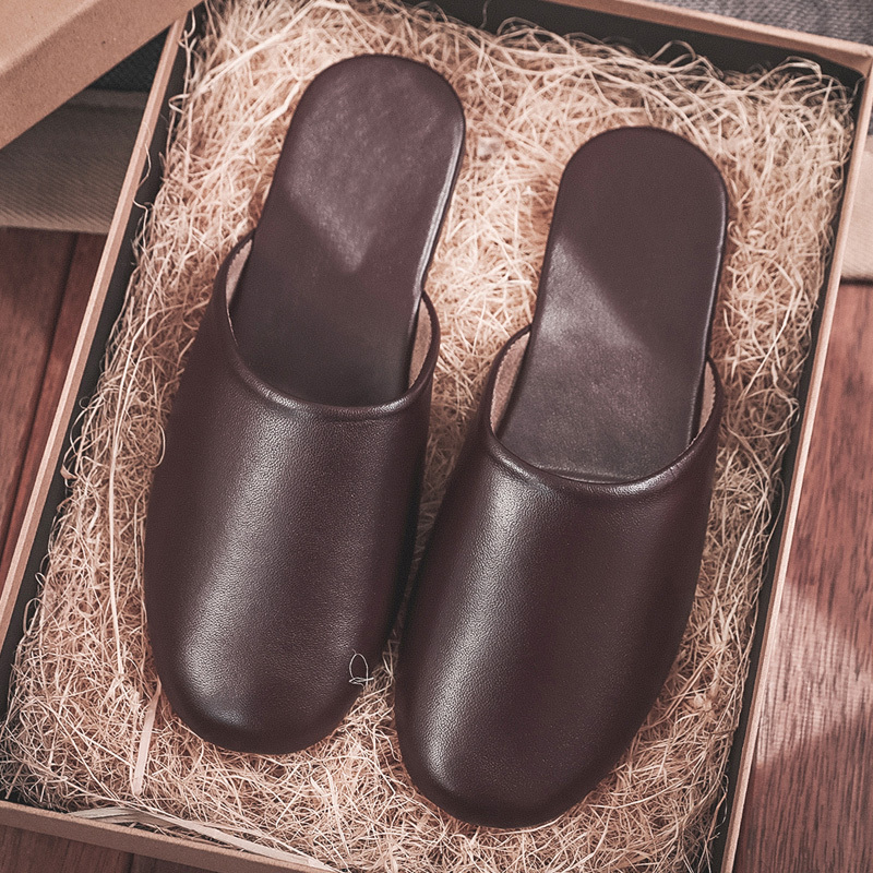 Genuine Leather Slippers for Men in Summer, Korean Style, Casual, Non-Slip, Soft-Soled, Floor-Friendly, Sheepskin Slippers for Home Use, with Rubber Soles