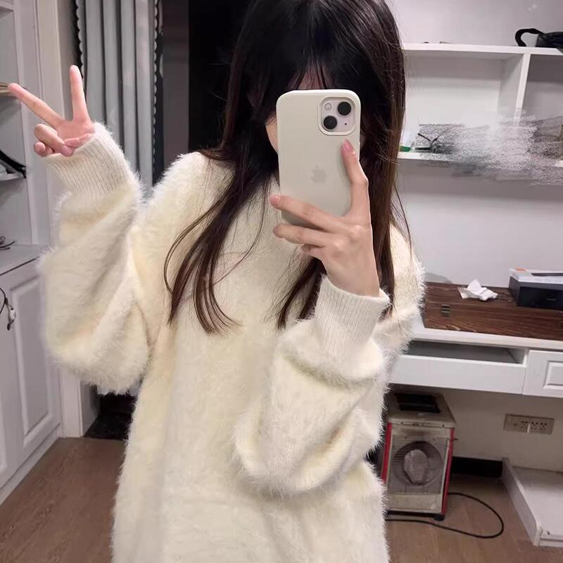 Off-White Seahorse Wool Soft Sweater for Women, High-End Korean Style, Lazy Style Knitted Base Shirt, Thickened Top for Autumn and Winter Off-White Seahorse Wool Soft Sweater for Women, High-End Korean Style, Lazy Style Knitted Base Shirt, Thickened Top for Autumn and Winter