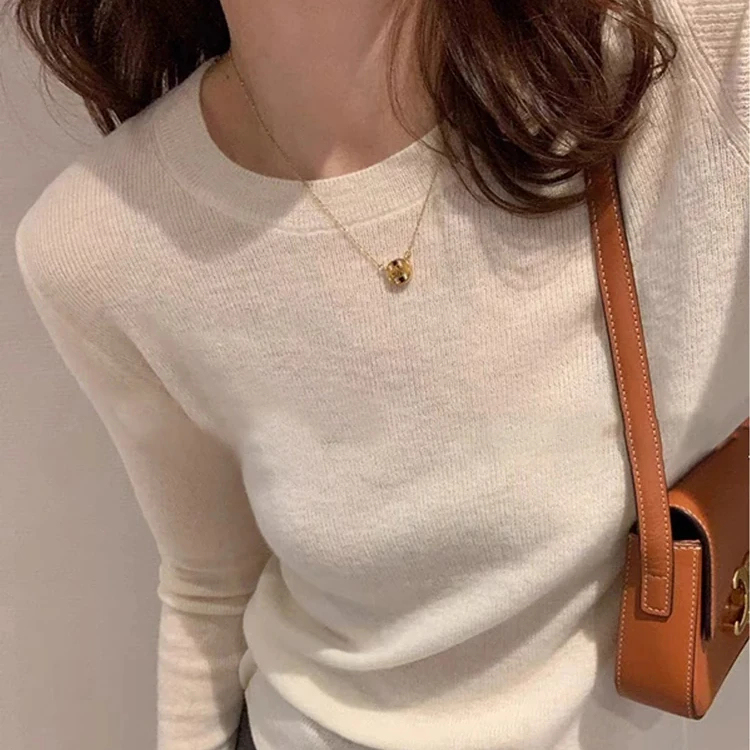 2026 Autumn/Winter New White Round Neck Knitted Sweater for Women, Long Sleeve Slim Fit Versatile Top